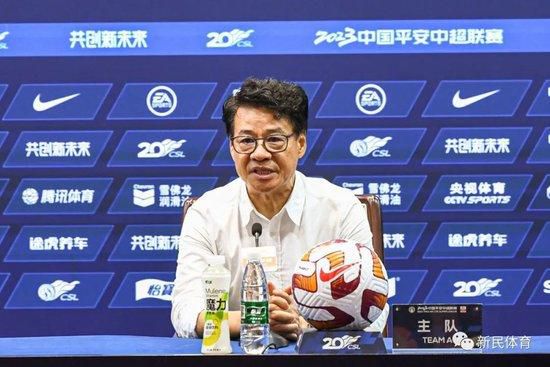 亚洲丝袜偷拍