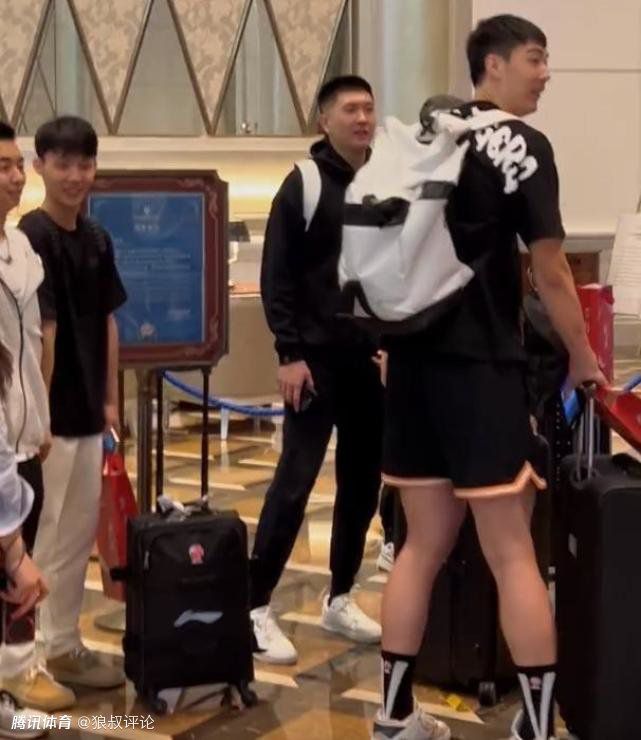 周末情侣
